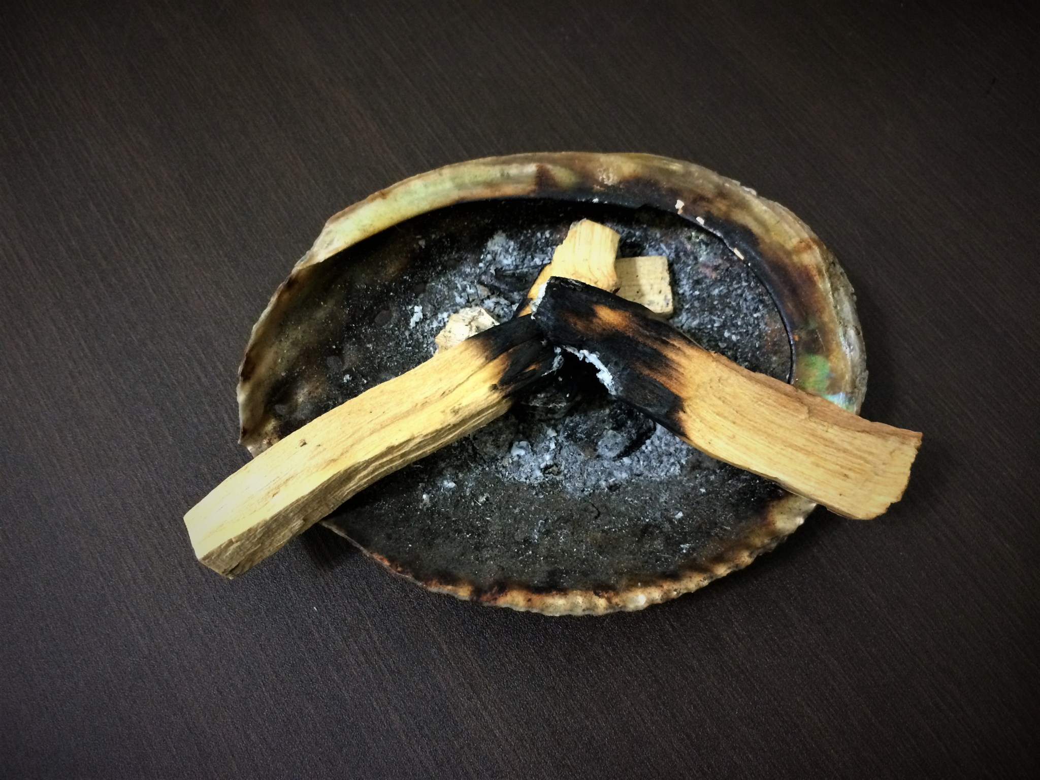 米爾貓聖木：此方法需使用噴射打火機。