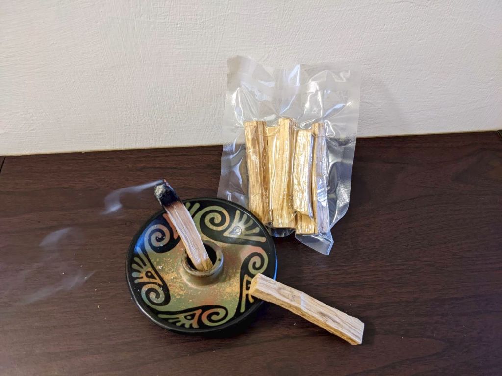 淨化能量/保護場域．與米爾貓一起愛上祕魯聖木！